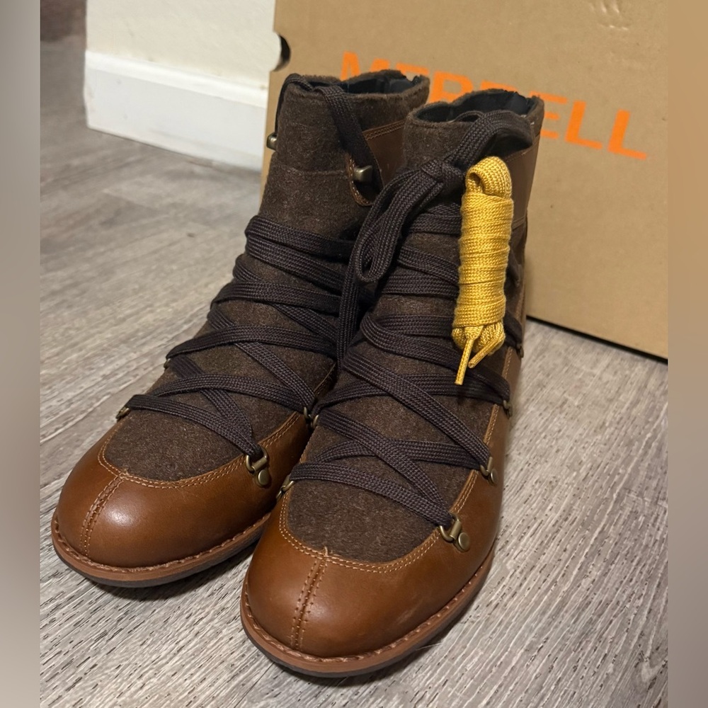 Merrell Shiloh II Leather Lace-Up Heeled Boots | Brown | Size 9.5 - Picture 6 of 7